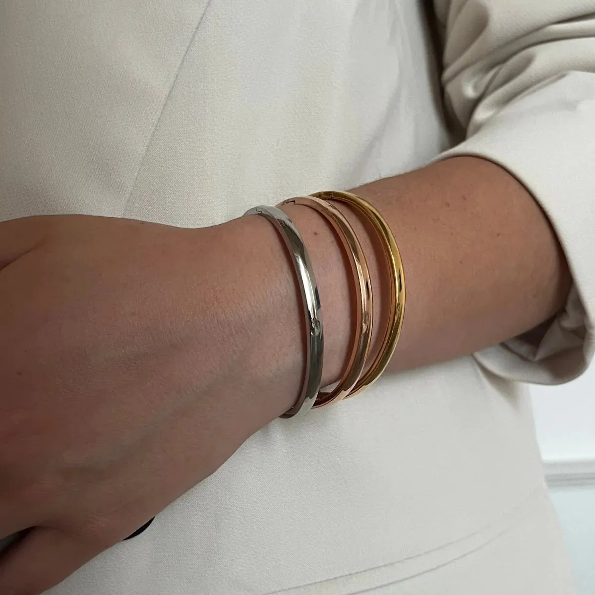 ESSENTIAL GOLDEN BRACELET