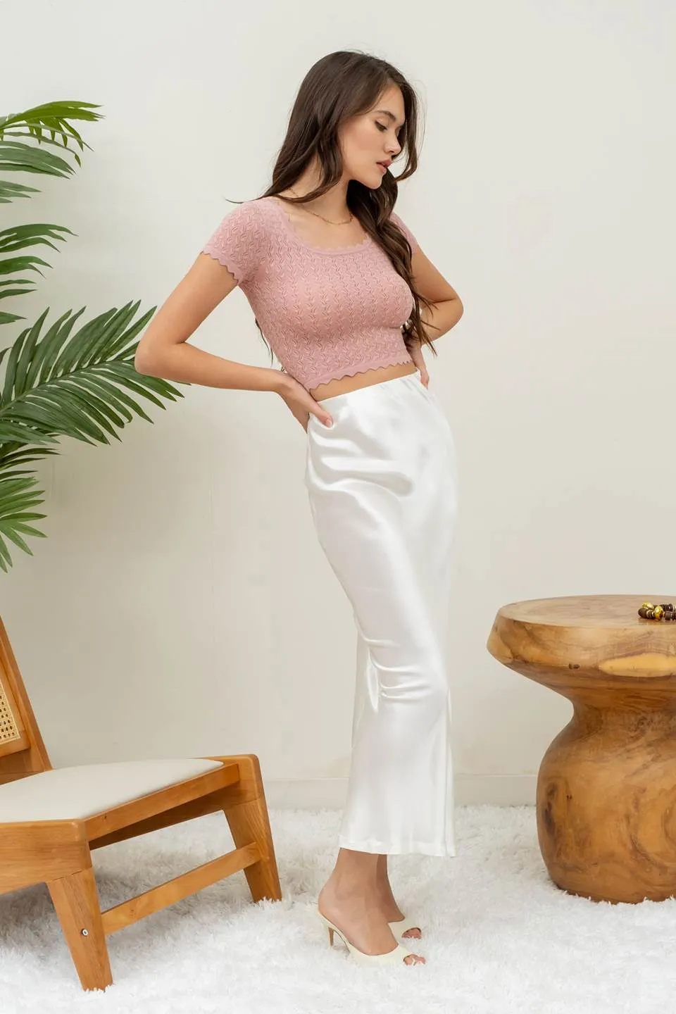 EYELET SCALLOP SWEATER KNIT CROP TOP