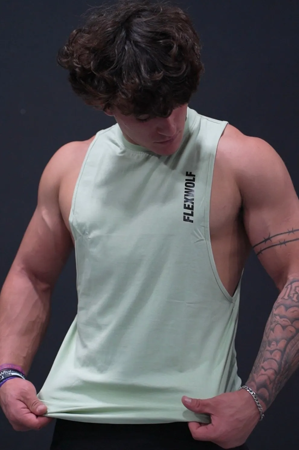 Flex Arm Tank