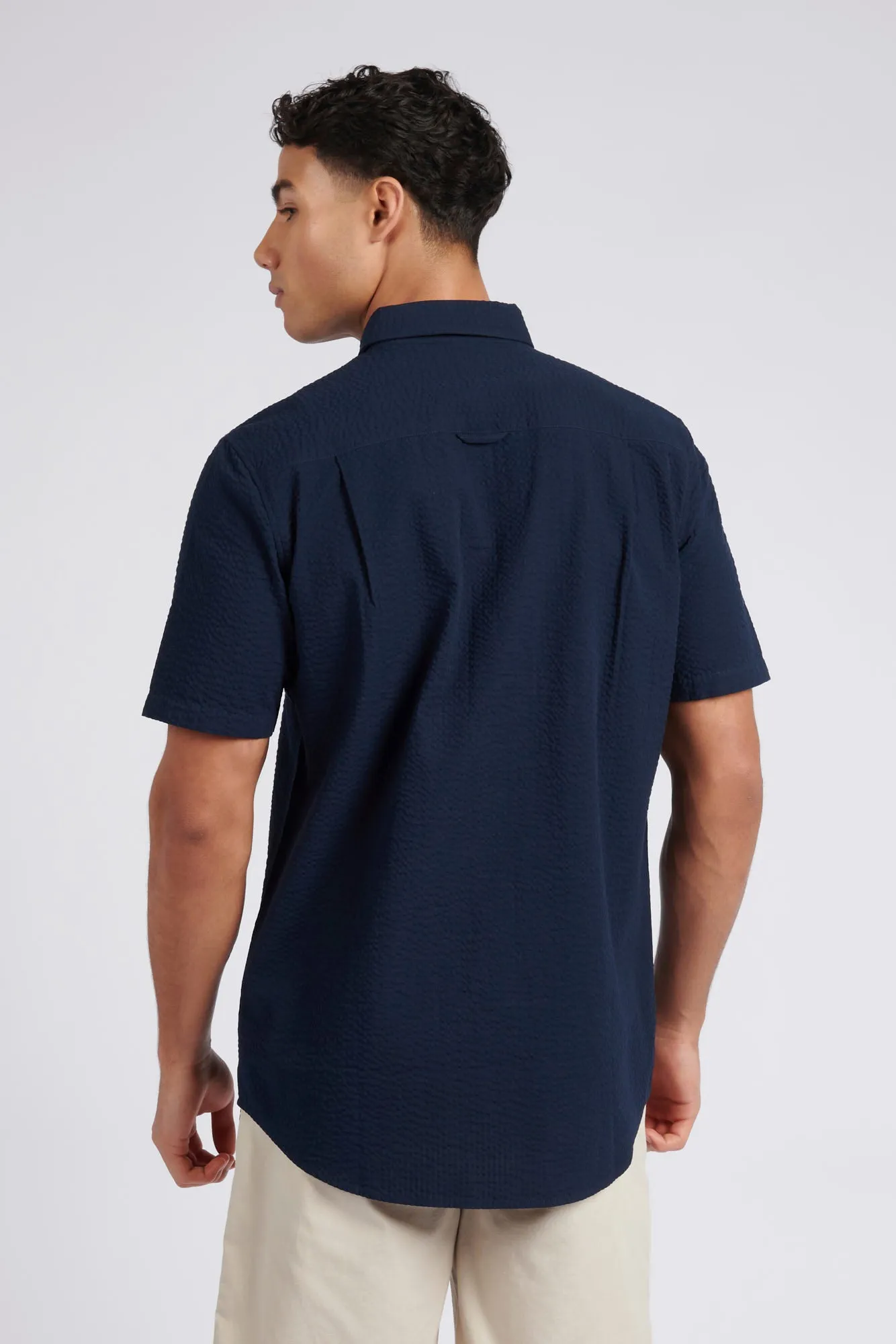 Mens Seersucker Short Sleeve Shirt in Dark Sapphire Navy