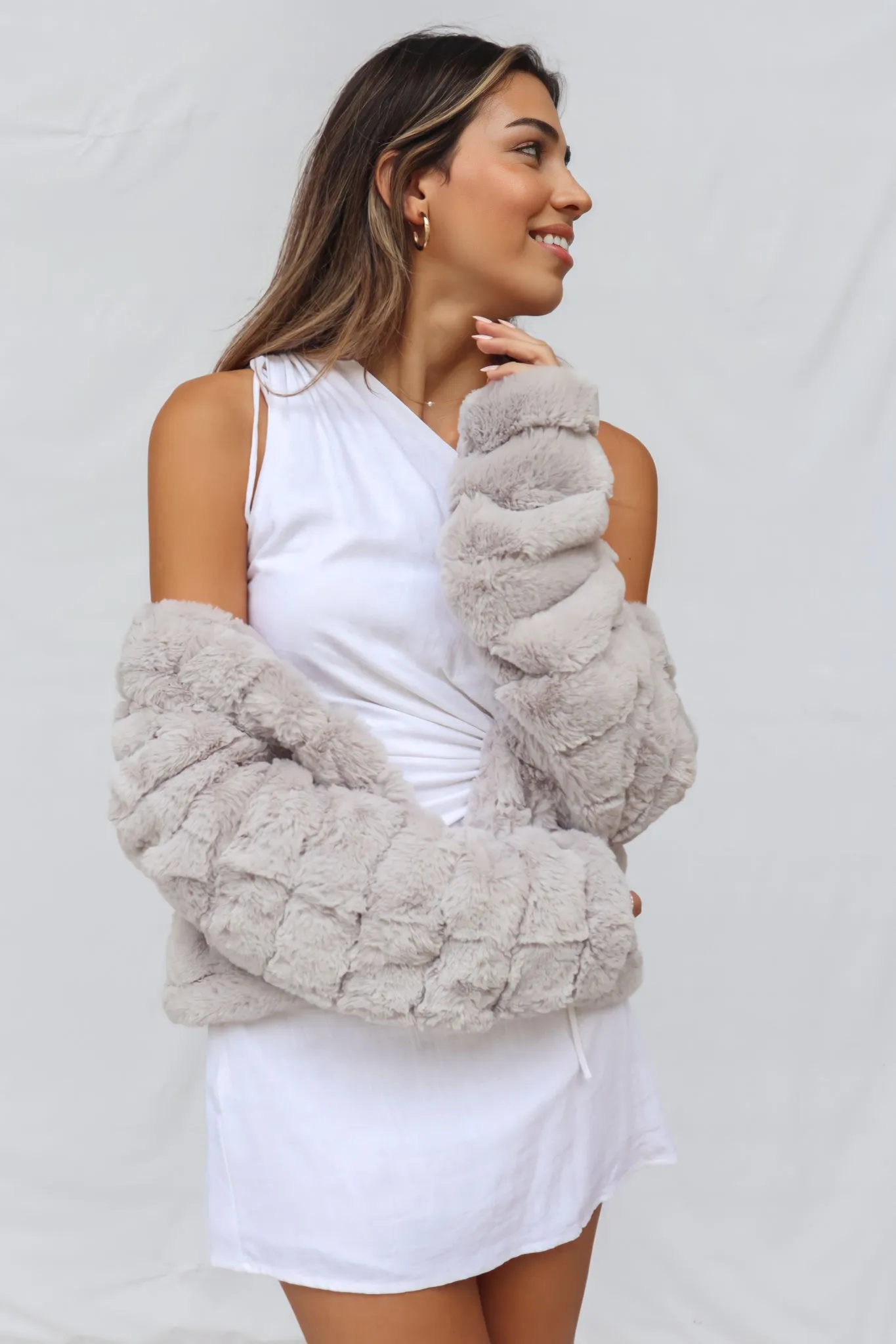 Misty Faux Fur Jacket - Light Grey