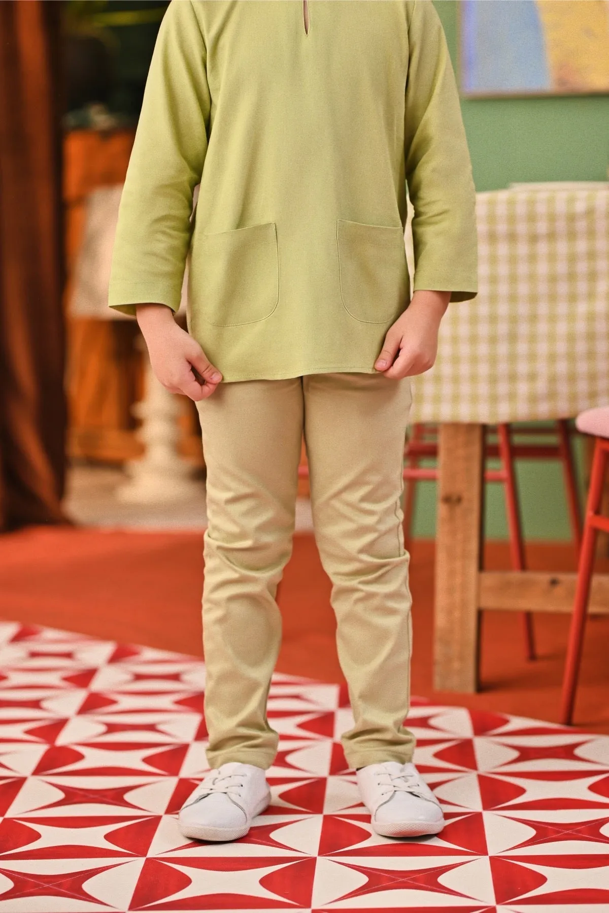 The Perfect Slim Fit Pants - Tea Green